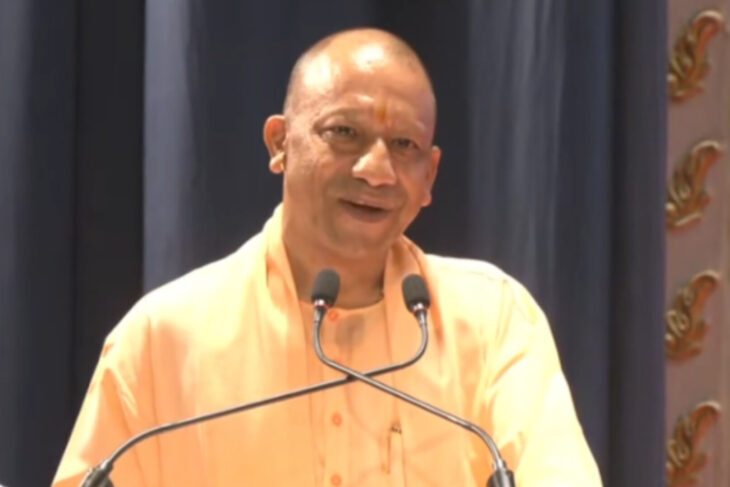 “जातिवाद के सहारे समाज को तोड़ने वालों से रहें सावधान”, ‘रश्मिरथी पर्व’ के उद्घाटन पर सीएम योगी का संबोधन, साहित्य को बताया राष्ट्र निर्माण की शक्ति